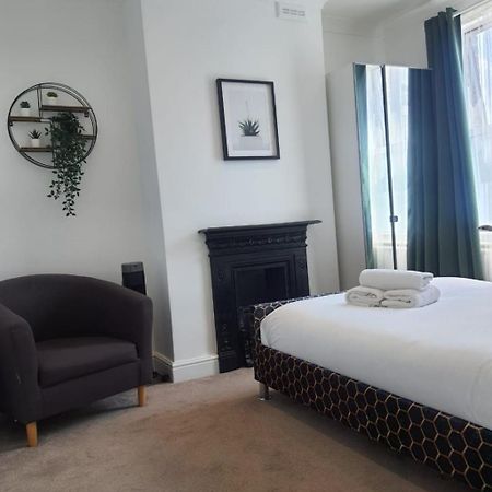 Charming Tower Bridge Apartment Londra Exterior foto