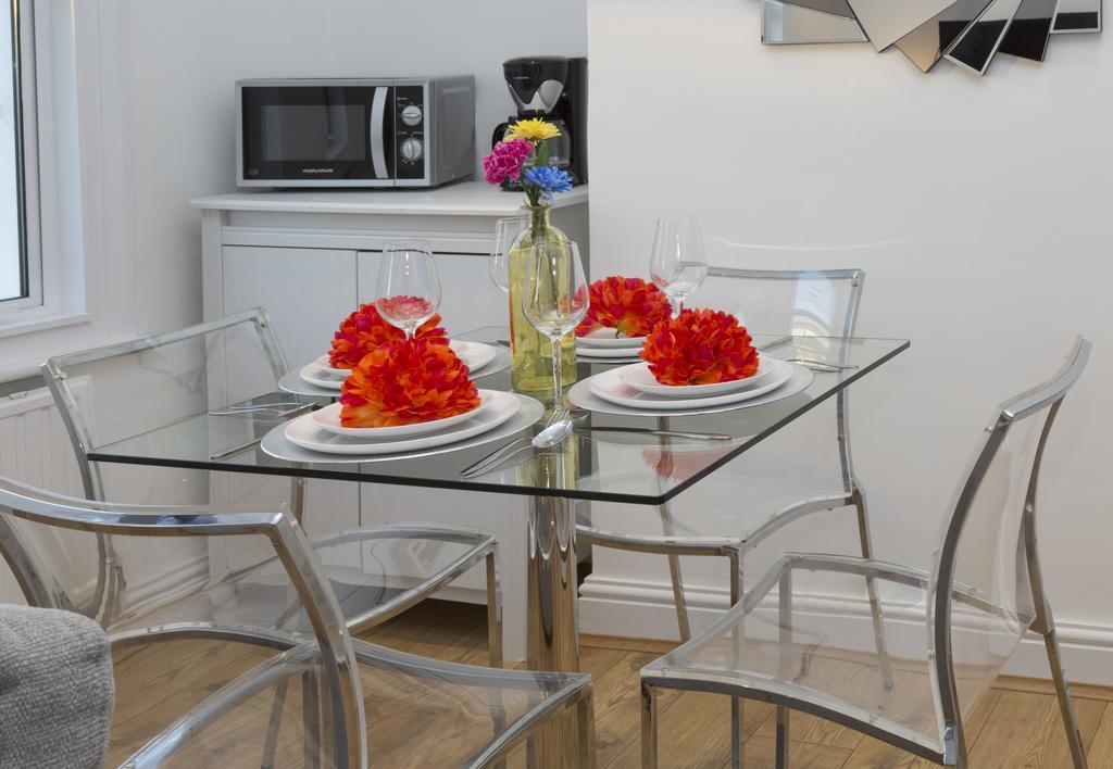 Charming Tower Bridge Apartment Londra Exterior foto