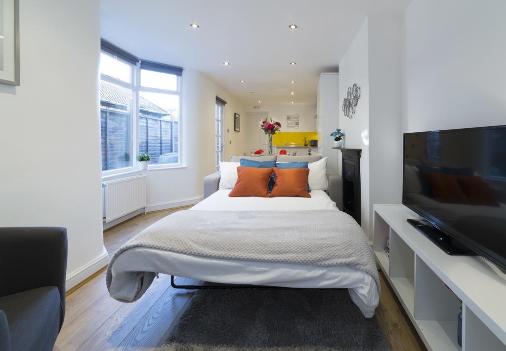 Charming Tower Bridge Apartment Londra Exterior foto